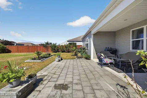 483 St Kitts Way Winnabow NC 28479