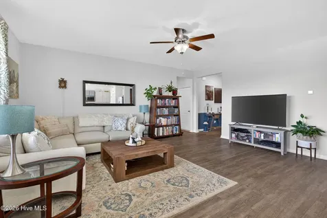 483 St Kitts Way Winnabow NC 28479