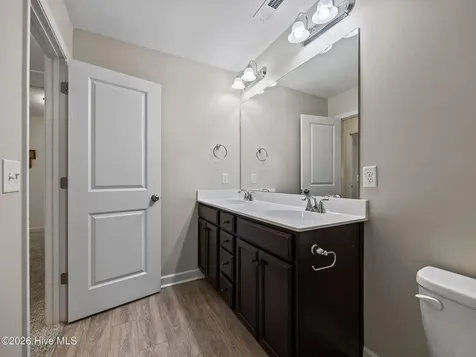 304 Agatha Court Jacksonville NC 28540