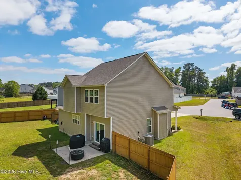 304 Agatha Court Jacksonville NC 28540