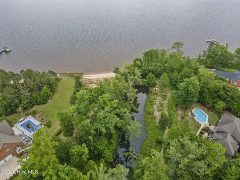 115 Neuse Harbour Boulevard New Bern NC 28560