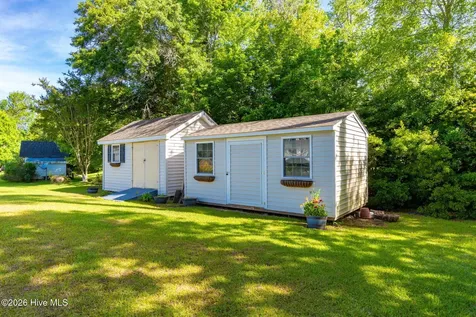126 Tiffany Way Beaufort NC 28516