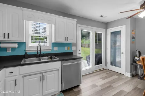 103 Felicity Lane New Bern NC 28562