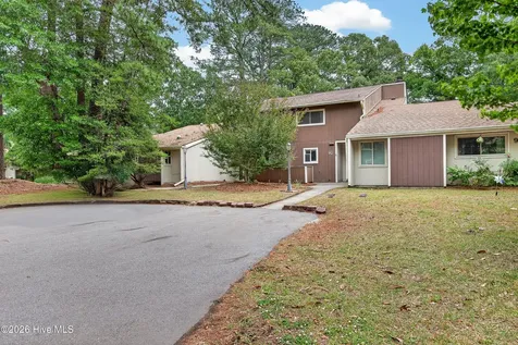 97 Quarterdeck Townes New Bern NC 28562