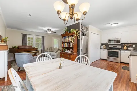 137 Candlewood Drive Wilmington NC 28411