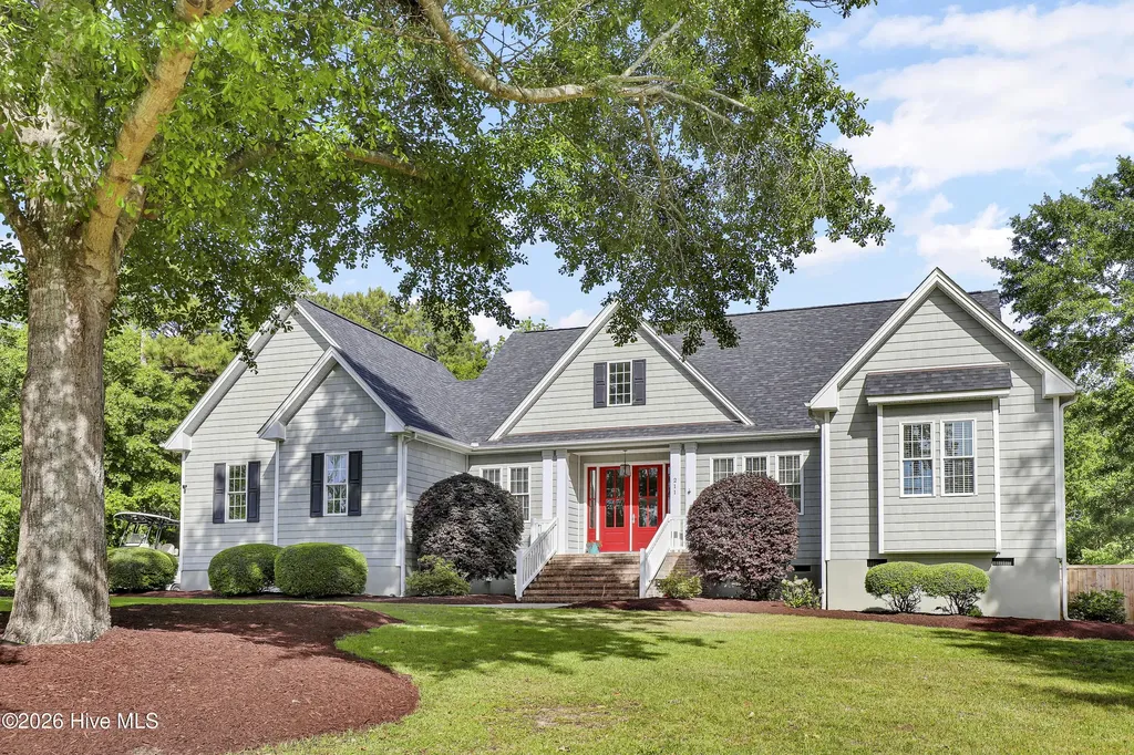 211 Bates Retreat Hampstead NC 28443