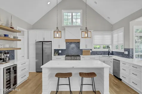 211 Bates Retreat Hampstead NC 28443