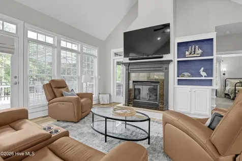 211 Bates Retreat Hampstead NC 28443