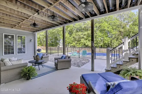 211 Bates Retreat Hampstead NC 28443
