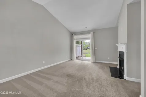 103 Thrasher Court Hampstead NC 28443