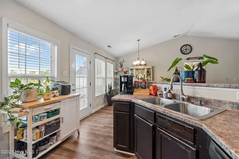 111 Farmgate Drive Richlands NC 28574