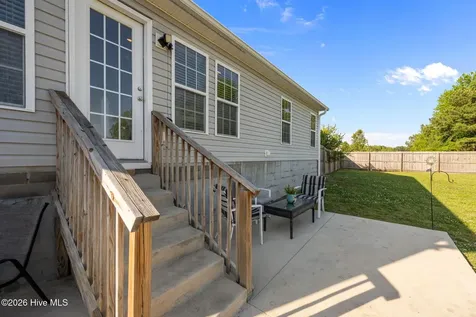 111 Farmgate Drive Richlands NC 28574
