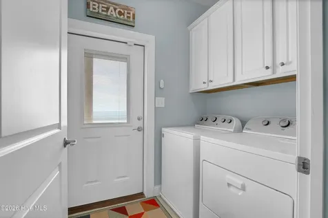 37 Porpoise Place North Topsail Beach NC 28460