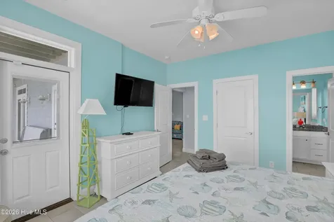 37 Porpoise Place North Topsail Beach NC 28460