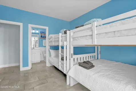 37 Porpoise Place North Topsail Beach NC 28460