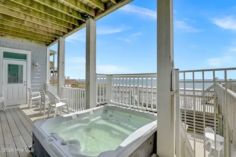 37 Porpoise Place North Topsail Beach NC 28460