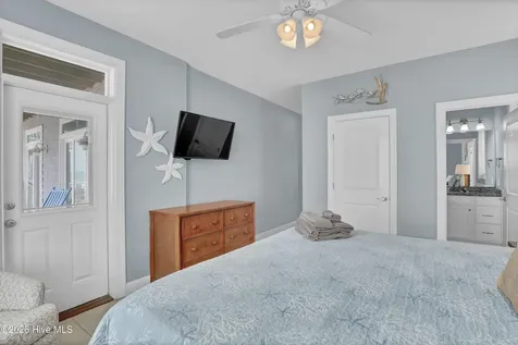 37 Porpoise Place North Topsail Beach NC 28460