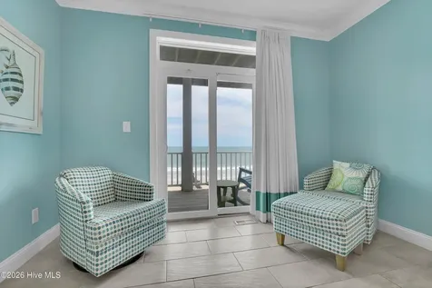 37 Porpoise Place North Topsail Beach NC 28460