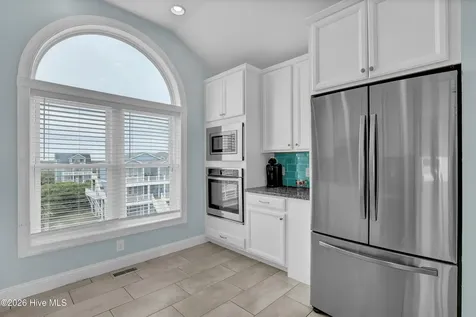 37 Porpoise Place North Topsail Beach NC 28460