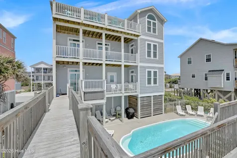 37 Porpoise Place North Topsail Beach NC 28460
