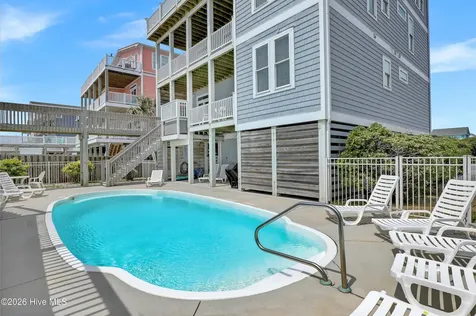 37 Porpoise Place North Topsail Beach NC 28460