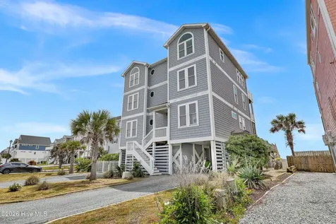 37 Porpoise Place North Topsail Beach NC 28460