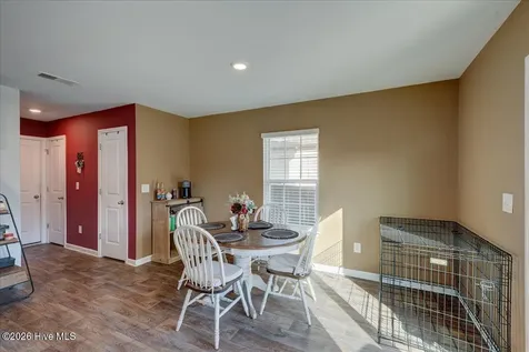 404 Frida Road New Bern NC 28560