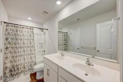 404 Frida Road New Bern NC 28560