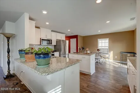 404 Frida Road New Bern NC 28560