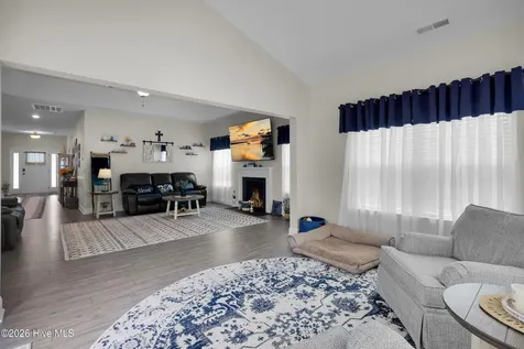 112 Persimmon Drive New Bern NC 28562