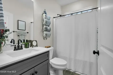 112 Persimmon Drive New Bern NC 28562