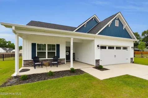 112 Persimmon Drive New Bern NC 28562