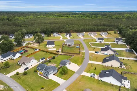 112 Persimmon Drive New Bern NC 28562