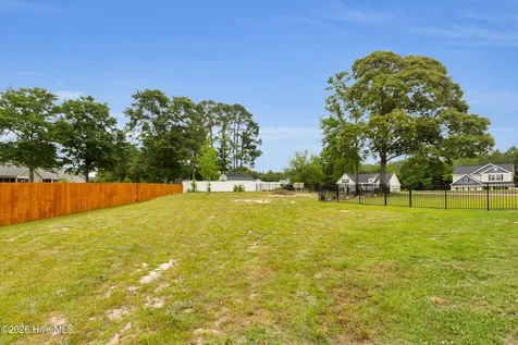 112 Persimmon Drive New Bern NC 28562