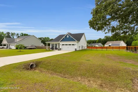 112 Persimmon Drive New Bern NC 28562