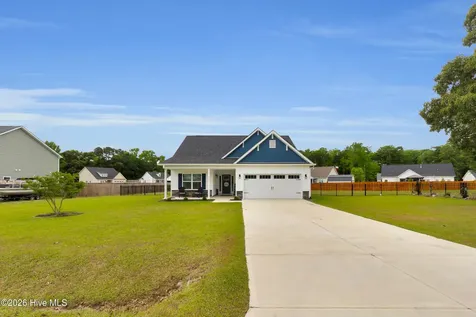 112 Persimmon Drive New Bern NC 28562