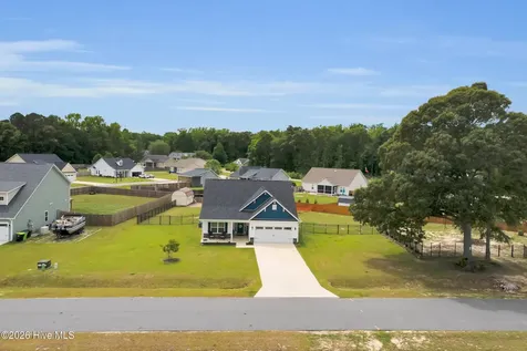 112 Persimmon Drive New Bern NC 28562
