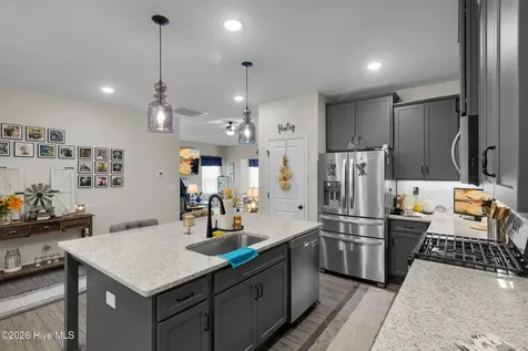 112 Persimmon Drive New Bern NC 28562