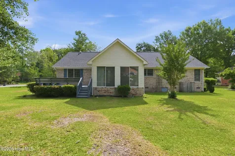 600 Winged Foot Court New Bern NC 28562