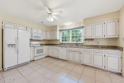 600 Winged Foot Court New Bern NC 28562