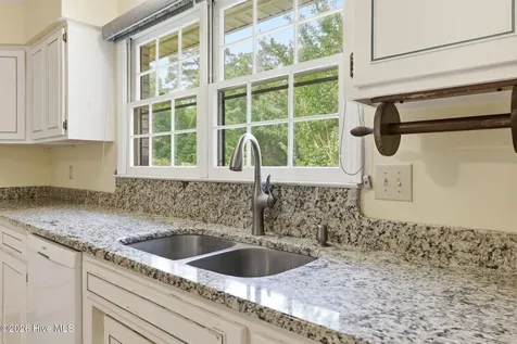 600 Winged Foot Court New Bern NC 28562