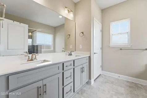 755 Greenwich Place Richlands NC 28574