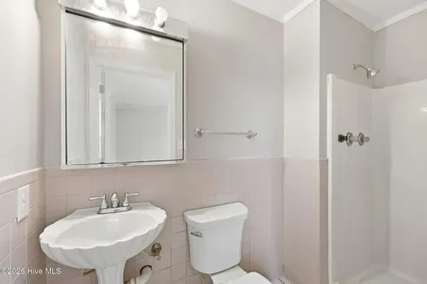 2342 N Lakeview Drive Newport NC 28570
