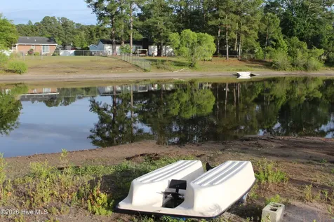 2342 N Lakeview Drive Newport NC 28570