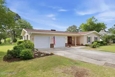 2342 N Lakeview Drive Newport NC 28570