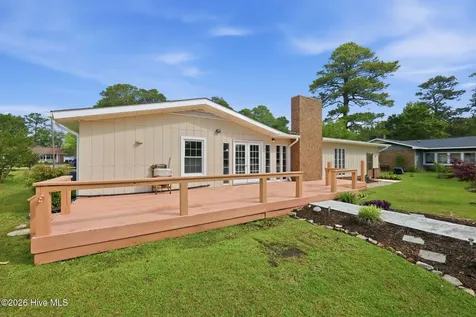 2342 N Lakeview Drive Newport NC 28570