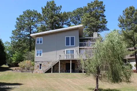 139 Pleasant View Lane West End NC 27376