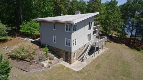 139 Pleasant View Lane West End NC 27376