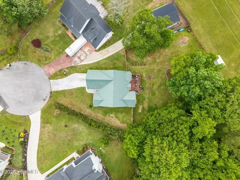 405 W Regent Court Jacksonville NC 28546