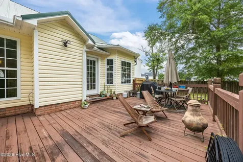 405 W Regent Court Jacksonville NC 28546